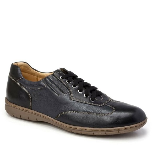 Sandro Moscoloni Sneaker. Mix of suede and smooth leather. Size 13. Color Black main image 4